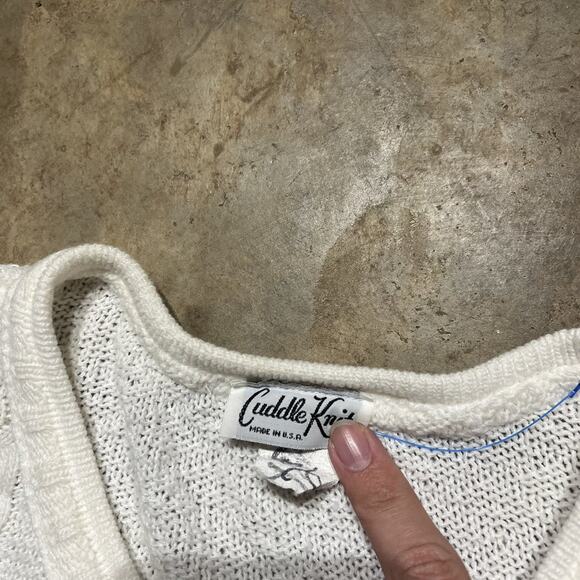 Vintage 80s Cuddle Knit White Knit Cardigan - Picture 4 of 4